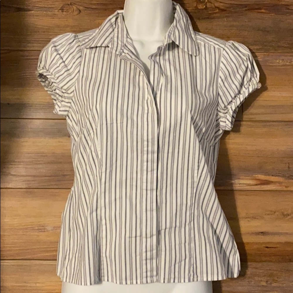 A. Byer button down shirt short sleeve striped